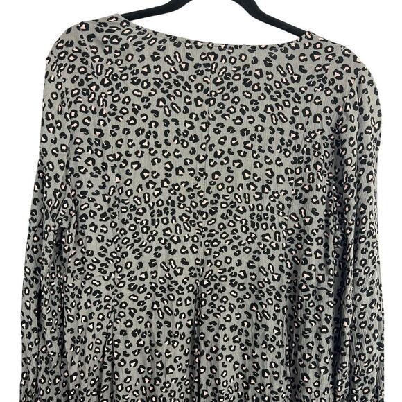 Torrid Fit And Flare Crinkle Gauze Top Size 1 - Picture 13 of 13